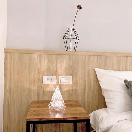 林居行旅 Neighbor Inn Città di Hualien Esterno foto
