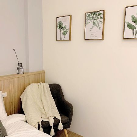 林居行旅 Neighbor Inn Città di Hualien Esterno foto